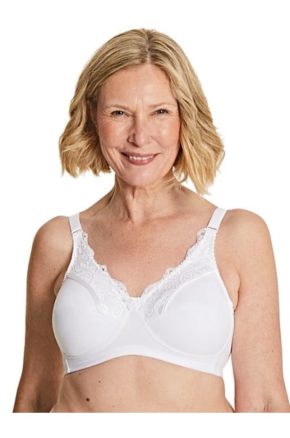 Jasmin Mastectomy bra from Royce being worn